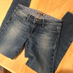 Paige mid rise skinny Jean …no stretch!